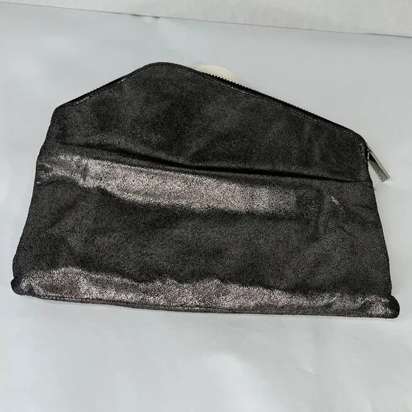 Hobo Effe Pewter Shimmer Leather Clutch With Floral Lining & Zipper Closure $128 - Picture 7 of 7